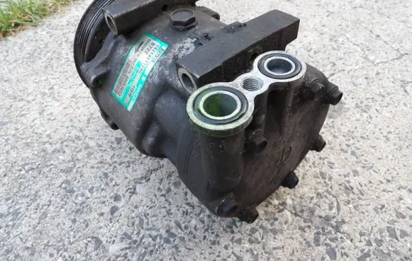 Alfa Romeo 147 Air conditioning (A/C) compressor (pump) 60653652 SD7V16 08258511260