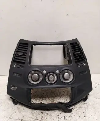 Peugeot 407 Dash center air vent grill GN71104450