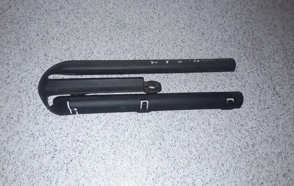 BMW 5 E39 Front driver seat rail trim 52108207212 8207212