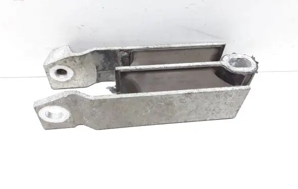 Volvo S60 Engine mount bracket 9487476