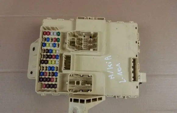 Hyundai Santa Fe Fuse box set 91950CL120 91950-CL120