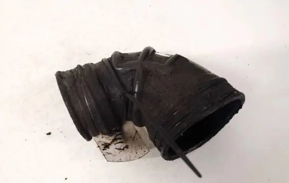 Nissan King Cab, Navara Air intake hose/pipe