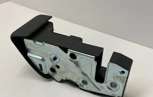 Audi A3 S3 A3 Sportback 8P Seat back rest lock catch 1K0885681F