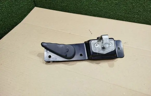 Renault Trafic III (X82) Loading door interior handle 93457314 01198041000