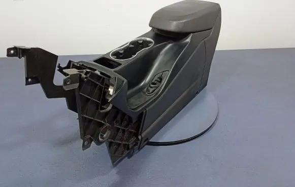 Ford Kuga II Center console