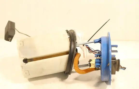 Seat Ibiza V (KJ) Mechanical fuel pump 2Q0919051F