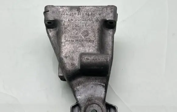 Mercedes-Benz GLC X253 C253 Engine mounting bracket A6512235604 GD01814 AC46000