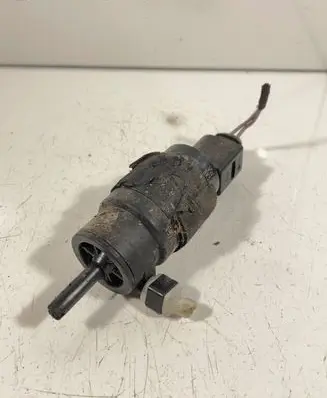 Audi A4 S4 B8 8K Windscreen/windshield washer pump 8K5955647