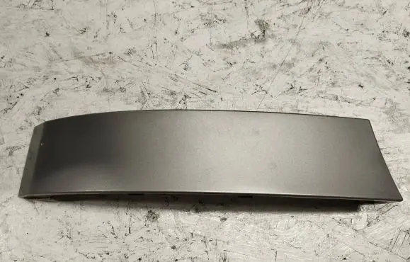 Skoda Octavia Mk2 (1Z) Rear/tail light trim molding 1Z5813345
