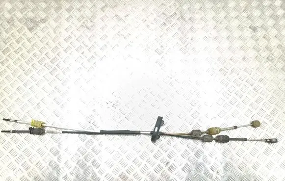 Gear shift cable linkage