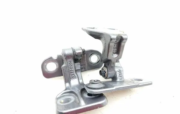 Rear door hinge set