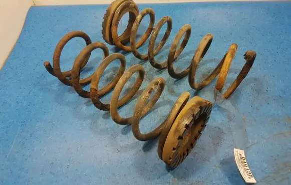 Ford Mondeo MK IV Rear coil spring