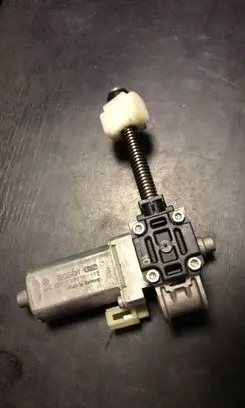 BMW 7 E65 E66 Seat adjustment motor 0390201993