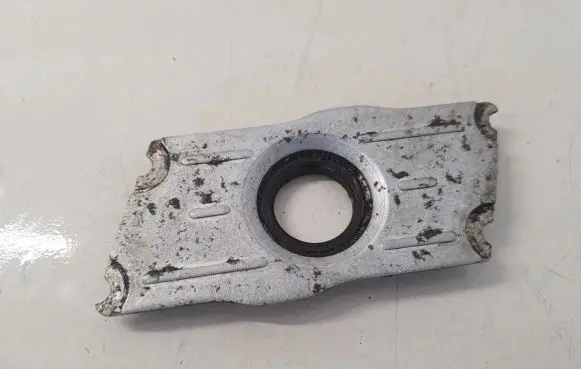 Audi A5 8T 8F Fuel Injector clamp holder 03L103113