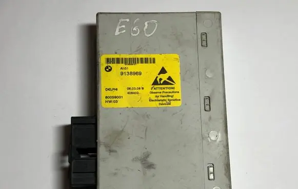 BMW 5 E60 E61 Central console control unit 9138969 80059001