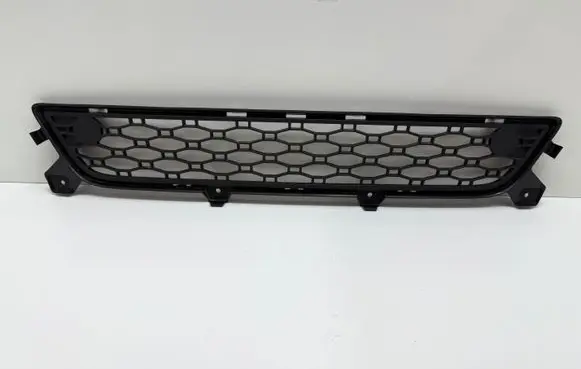 Volvo XC60 Front bumper lower grill 30763423 30763422