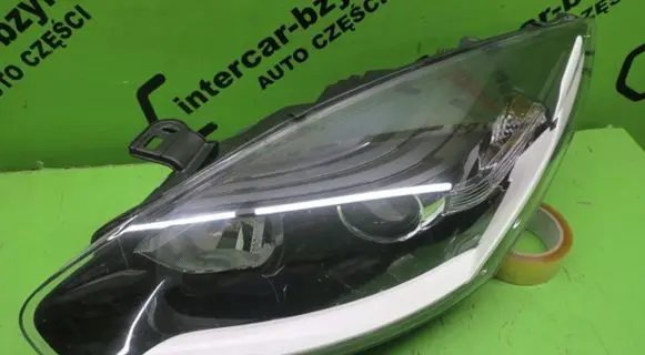 Renault Megane III Headlight/headlamp