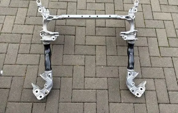 Porsche Macan (95B) Front subframe 8R0399315 8R0399315J