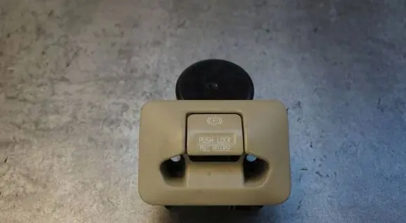 Volvo V60 Hand parking brake switch 31334638