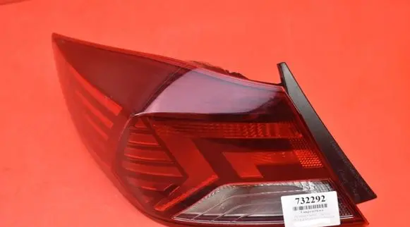Hyundai Elantra VI Rear/tail lights 92401F2500