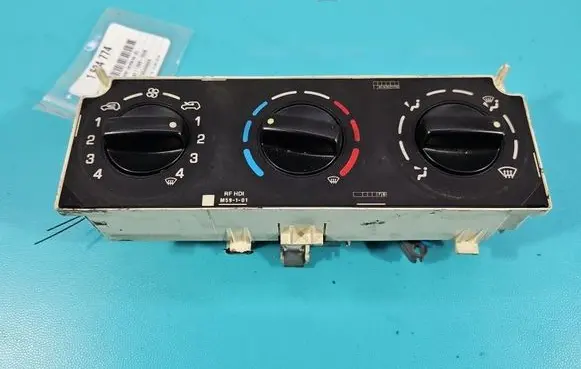 Citroen Berlingo Climate control/heater control trim IMPRK1524774
