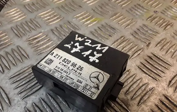 Mercedes-Benz E W211 Alarm control unit/module A2118209626 2118209626