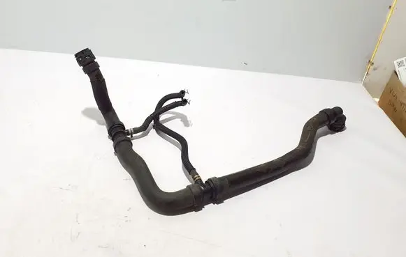 Peugeot 308 Engine coolant pipe/hose 9841690680