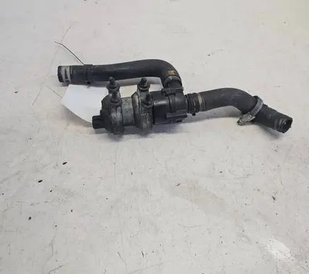 Audi A6 S6 C5 4B Electric auxiliary coolant/water pump