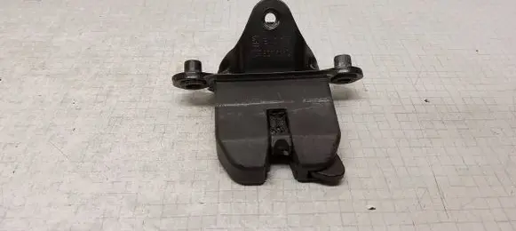 Skoda Octavia Mk2 (1Z) Tailgate/trunk/boot lock/catch/latch 1Z5827501