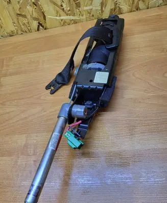 Volvo XC60 Front seatbelt 6260704323 6260704 609506600D