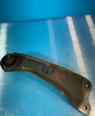 Hyundai Kona II Rear control arm