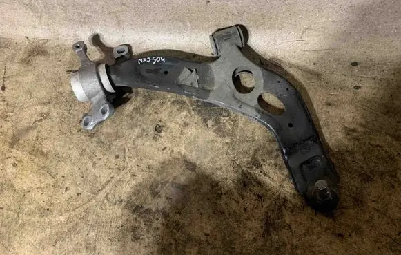 Front lower control arm/wishbone