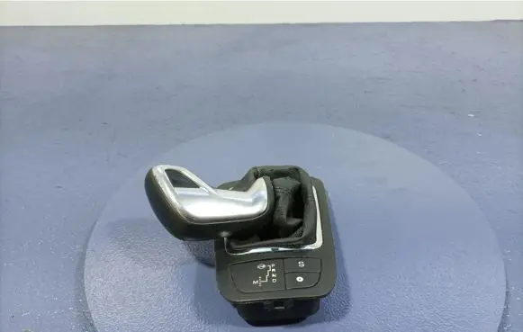 Citroen C5 Gear shift rod 9682471977