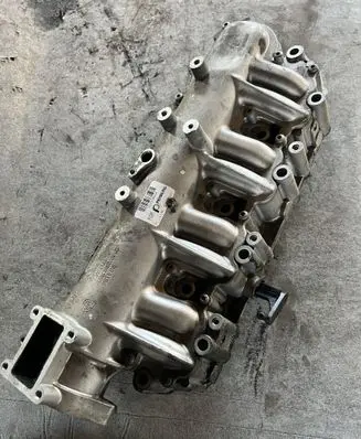 Opel Astra H Intake manifold 26570304 26570405