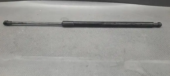BMW X5 E53 Tailgate strut 