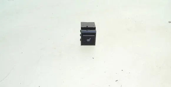 Land Rover Range Rover Sport L320 Seat heating switch YUF500120PVJ