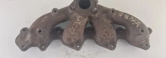 Mitsubishi L200 Exhaust manifold