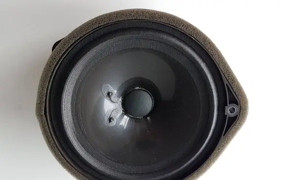Honda HR-V Rear door speaker 8B618E
