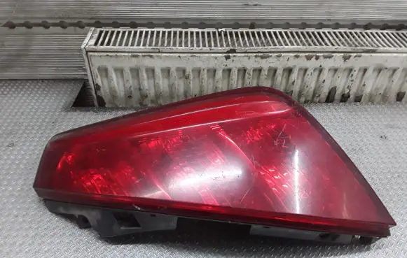 Nissan Murano Z50 Rear/tail lights 22063698
