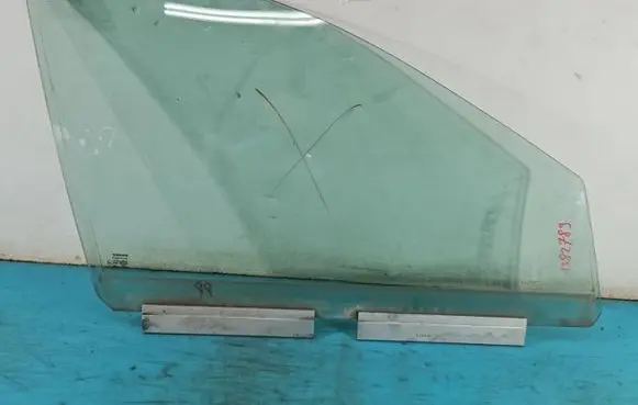 Volvo XC90 Front door window glass four-door IMPRK1382789