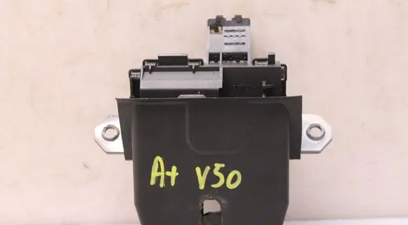 Volvo V50 Tailgate/trunk/boot lock/catch/latch 31276638