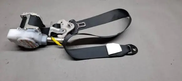 Suzuki SX4 S-Cross Front seatbelt 8494061M0 002052 7P2850P