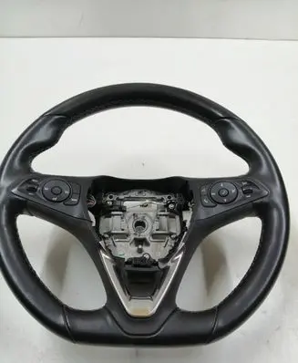 Opel Corsa F Steering wheel 39196701 647390500A