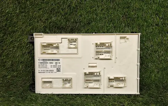 Mercedes-Benz GL X166 SAM control unit A1669001814 A1669011202 A2469025502