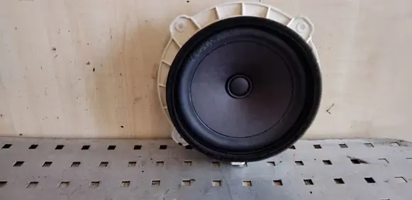 Hyundai ix35 Front door speaker 963302S500