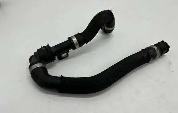 Mercedes-Benz C W206 Engine coolant pipe/hose A2065013800
