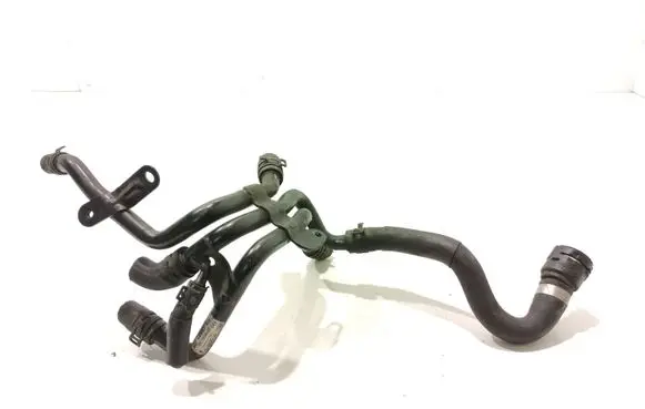 Engine coolant pipe/hose
