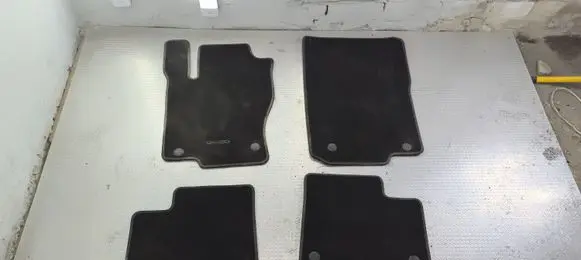 Mercedes-Benz ML W166 Car floor mat set A1666800748