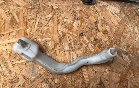 Mercedes-Benz C W203 Window washer liquid tank fill tube A2038600017