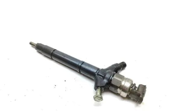 Toyota Land Cruiser (J200) Fuel injector 2367051030 02M09970